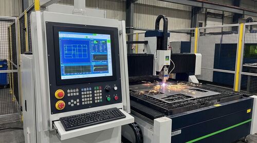 Neueste Unternehmenslösungen zu Industrie-PC-Panel für das Laserschneiden HMI: Maschinensteuerungsschnittstelle für Fertigungsausrüstung